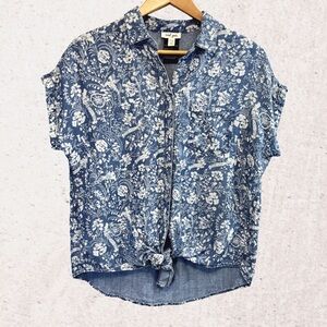 bundle 3 or more Tribal Blue Cuffed Sleeve Button Down Shirt